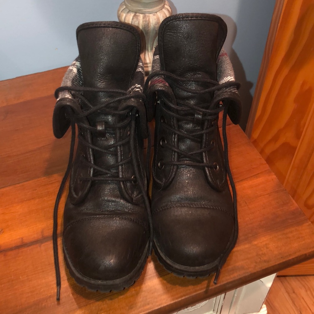 Combat style black boots